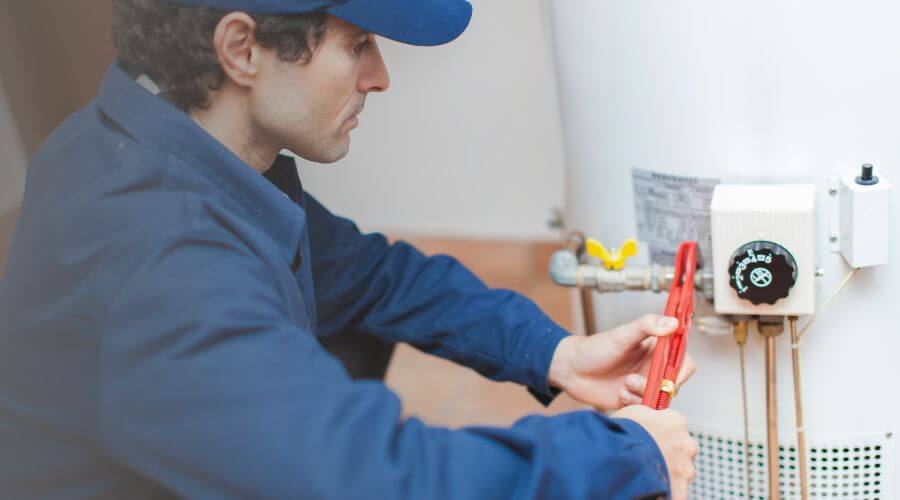 Professional emergency plumbing in Colona, IL
